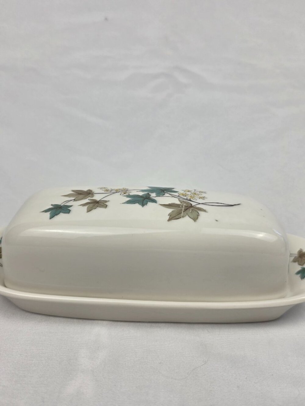 Syracuse Woodbine 1/4 Lb. Butter Dish Ivory with Brown & Green Leaves